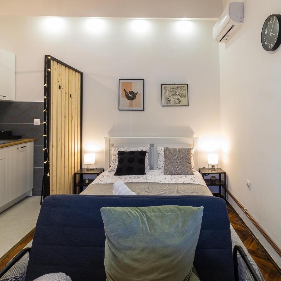 Studio Mg Zagreb Luaran gambar